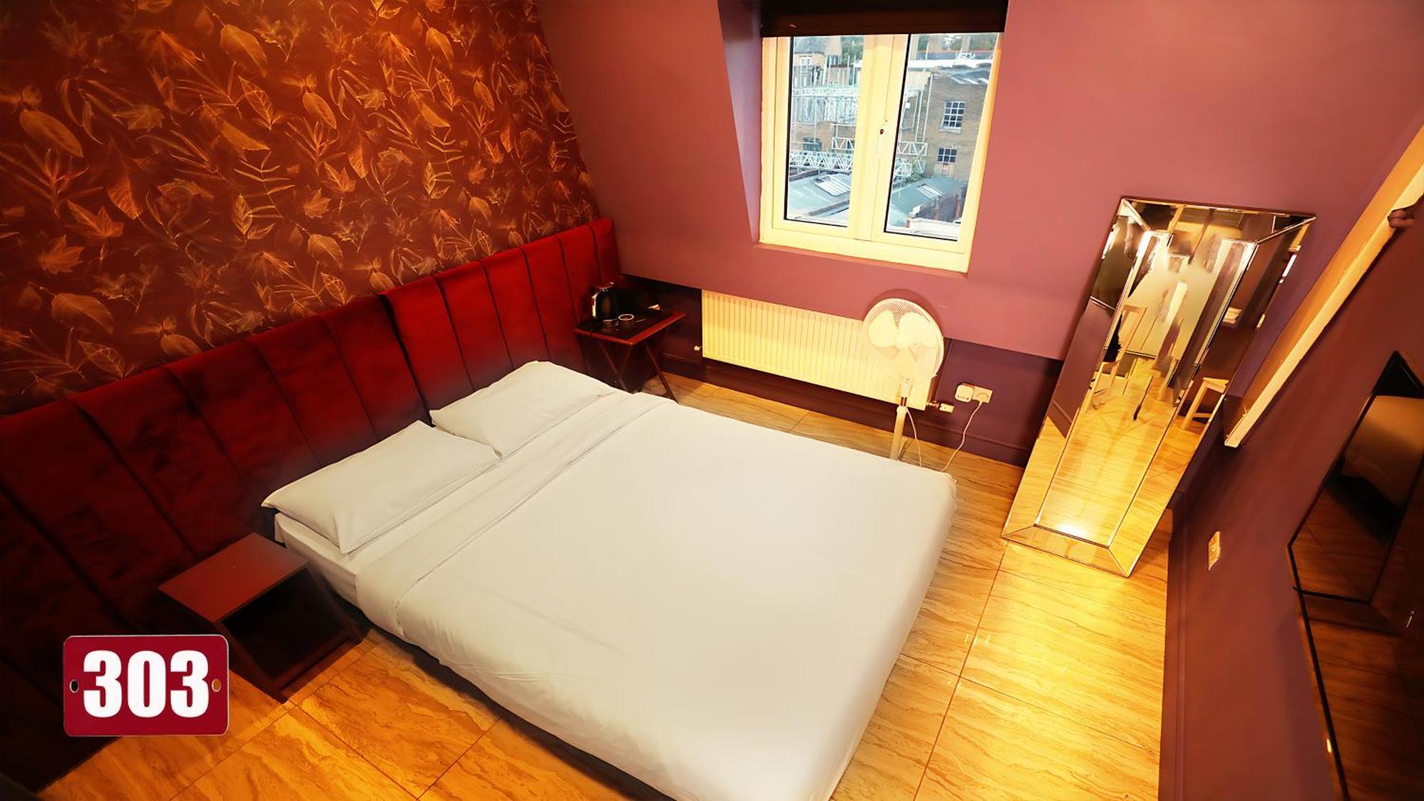 Private Boutique Apartments Лондон Экстерьер фото